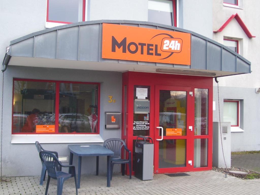 Motel 24H Mannheim Exterior photo