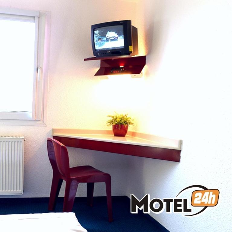 Motel 24H Mannheim Room photo